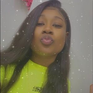 Meet your Posher, Jasmin